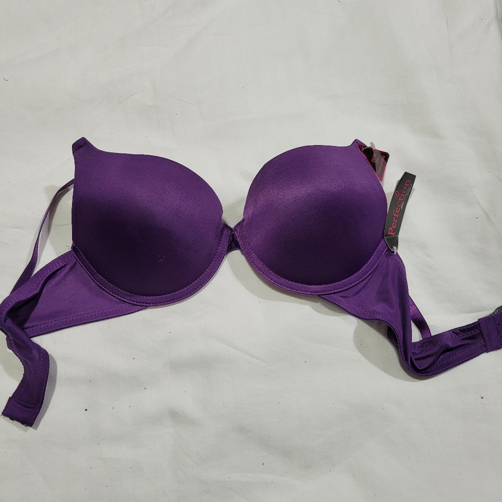 (802) Perfection padded Bra size 34D, Purple color,